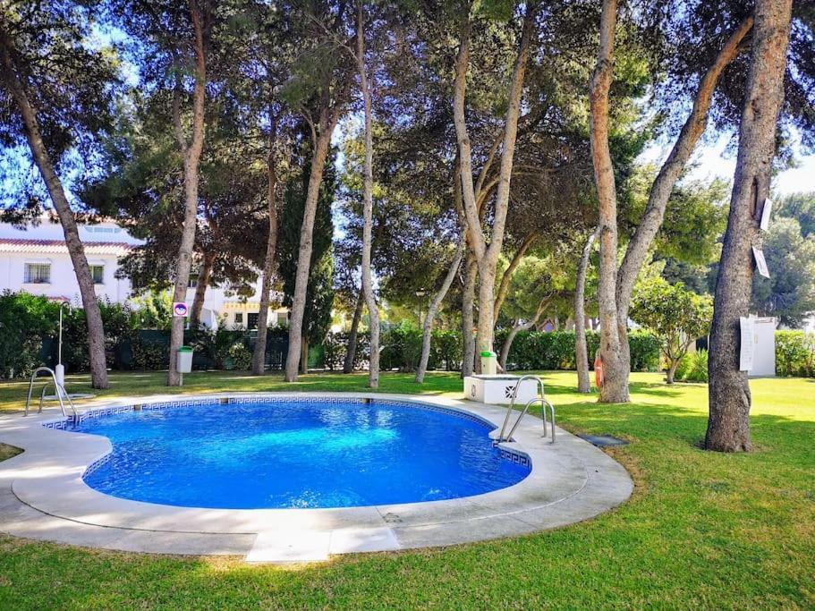 ¡Nuevo! Zona Tranquila Cerca De La Playa De La Carihuela Leilighet Torremolinos Eksteriør bilde